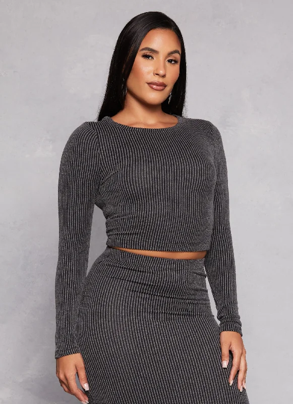 Almost Famous Ribbed Knit Long Sleeve Crop Top